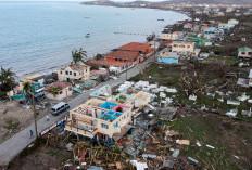 Badai Beryl dari Jamaica Semakin Kuat Saat Menerjang Yucatán Mexico